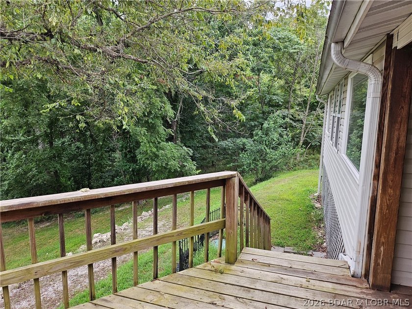 Motivated Seller!!! Turnkey move-in ready property is your start - photo 29