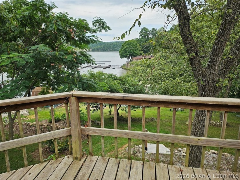 Motivated Seller!!! Turnkey move-in ready property is your start - photo 31