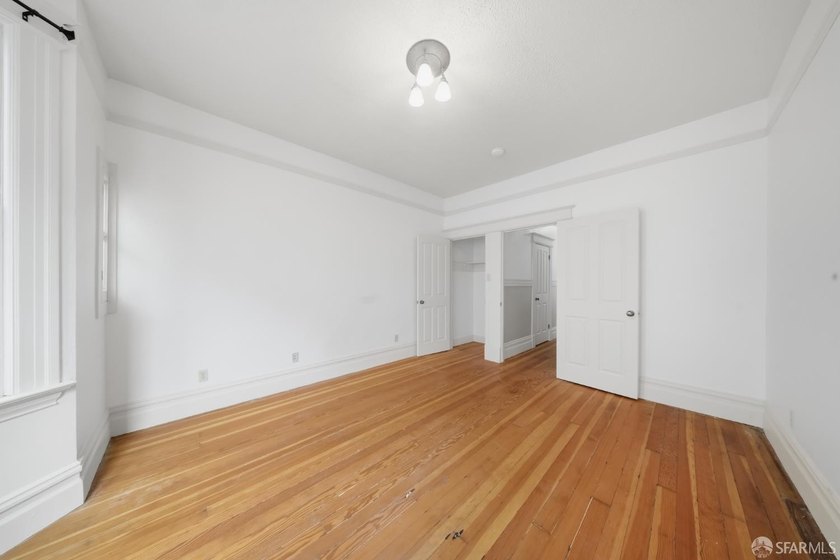 Well-maintained 4-unit building on a quiet SOMA street with - photo 41