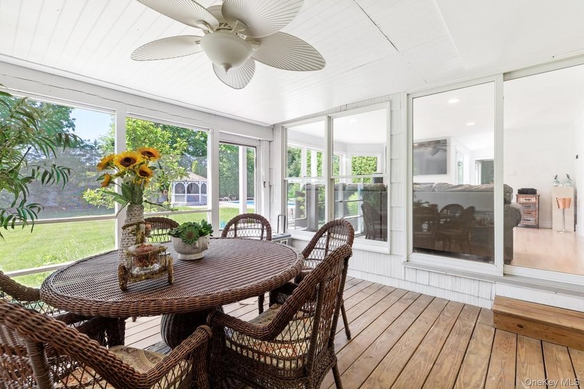 This warm and welcoming home offers a spacious layout with - photo 27