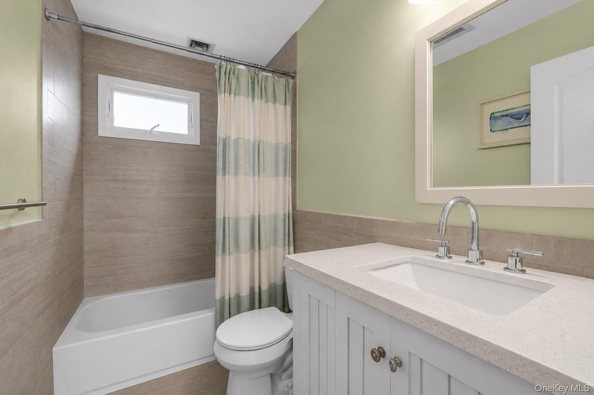 Welcome to 27 Radcliffe Rd, an immaculate and meticulously - photo 18