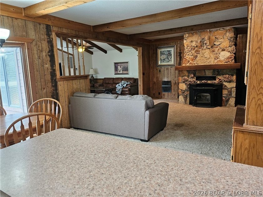 Lakefront living with private dock &amp; lake views! Enjoy the - photo 25