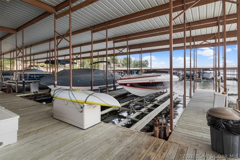 Incredible views and a 14x36 boat slip! Top-floor 3BR/2BA condo - photo 27