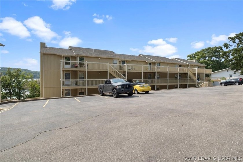 Incredible views and a 14x36 boat slip! Top-floor 3BR/2BA condo - photo 29