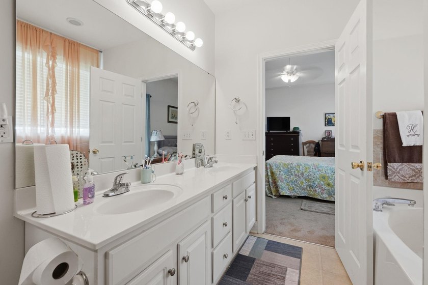 Welcome to Lawsons Landing, a highly desirable community where - photo 21