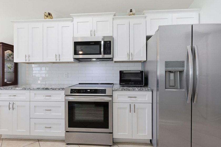 Welcome to this beautifully updated home in the charming - photo 11