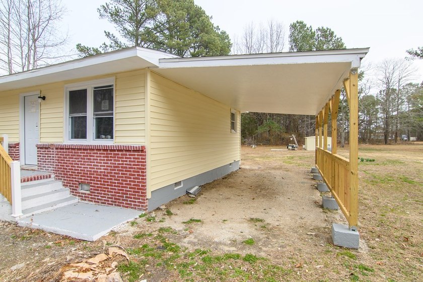This 3 bedroom home is not only an affordable purchase but a - photo 3