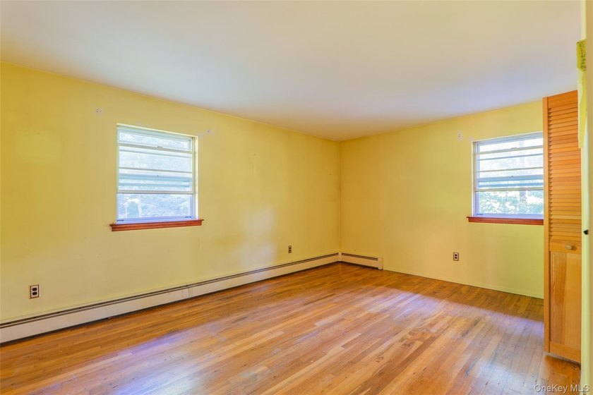 Welcome to 18 Sheryl Lane, a spacious raised ranch nestled on a - photo 20