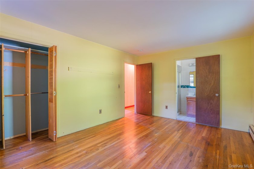 Welcome to 18 Sheryl Lane, a spacious raised ranch nestled on a - photo 21