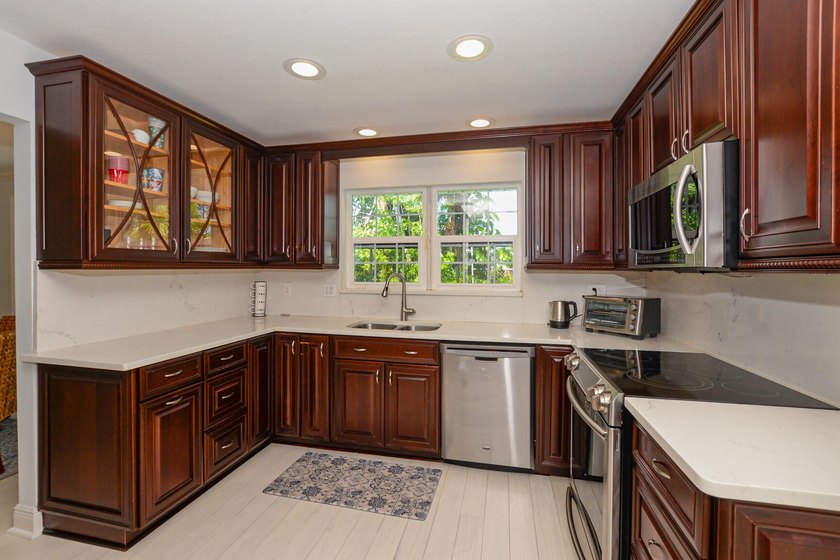 Located in the established community of Sandpiper Bay, this - photo 21