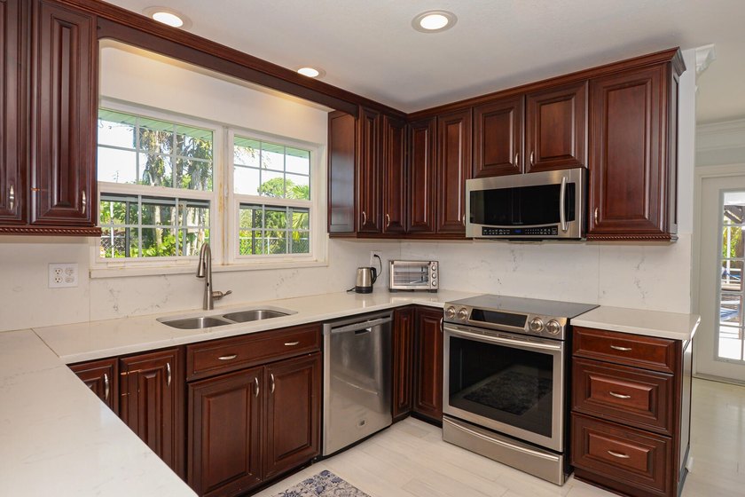 Located in the established community of Sandpiper Bay, this - photo 22