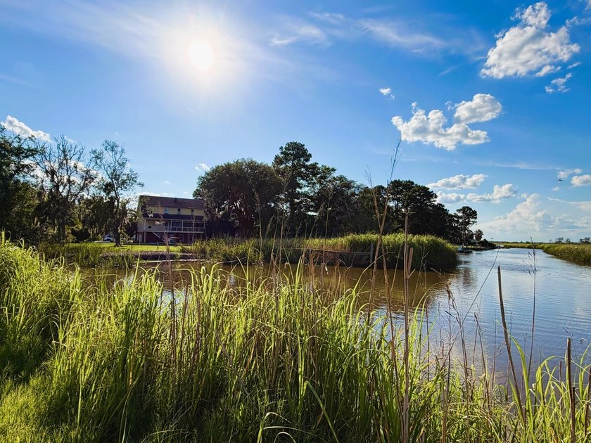 Experience the quintessential Lowcountry lifestyle with this - photo 11