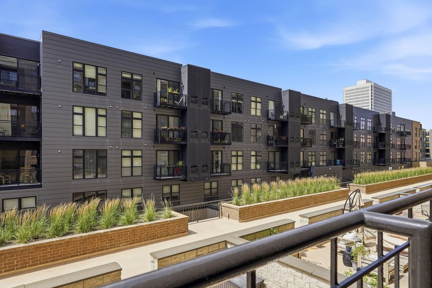 Stylish 1 bedroom, 1 bath condo in the heart of the Mill - photo 24