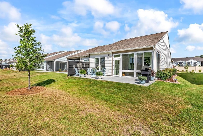 This exquisite villa is located in the resort-style community of - photo 50