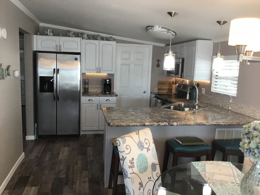 *SPECTACULAR updated corner **Key West Vibe **Unit Located in a - photo 7