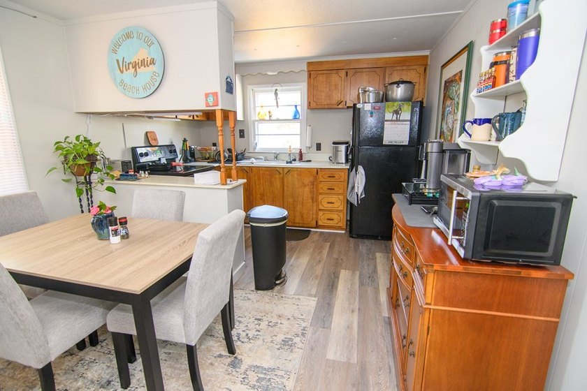Enjoy the ease of one-level living in this charming 2-bedroom - photo 10