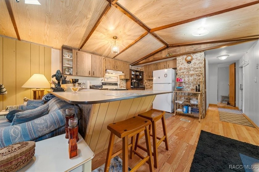 Welcome to this charming 2-bedroom, 1.5-bath single wide - photo 22