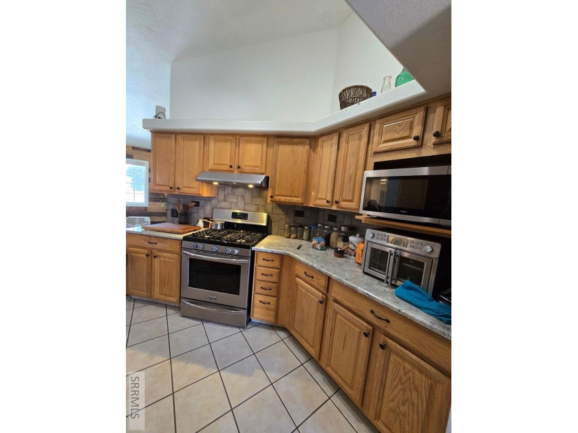 Dreaming of country living without sacrificing convenience? This - photo 33