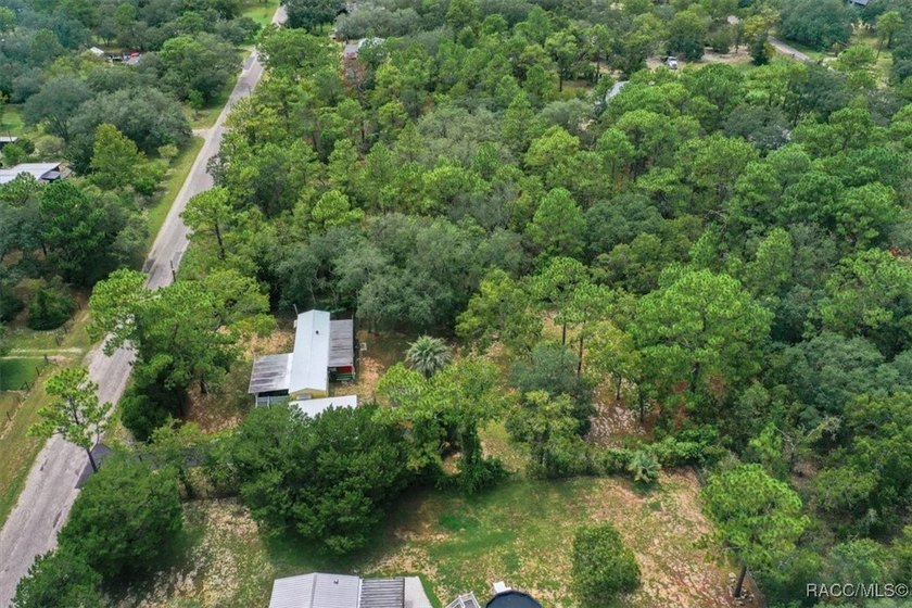 Welcome to this charming 2-bedroom, 1.5-bath single wide - photo 45
