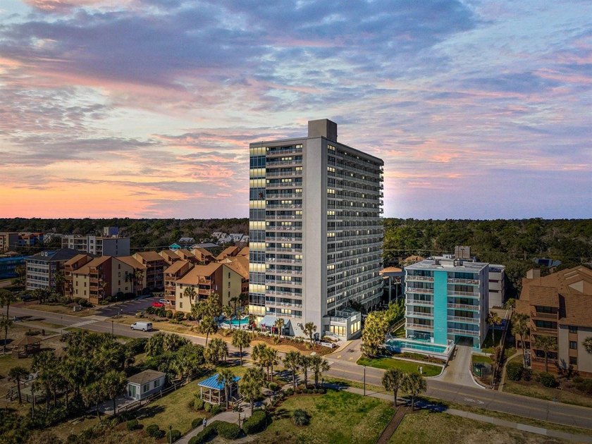 A must see unit is a fully furnished, turn-key 1-bedroom, 1.5 - photo 29