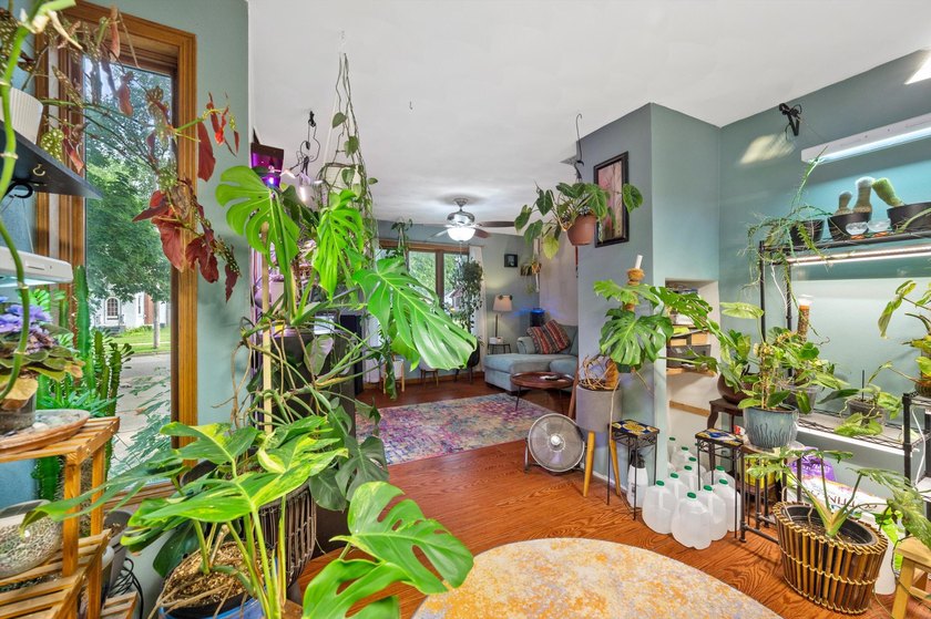 Looking for a nice house that you can make into your own? look - photo 8
