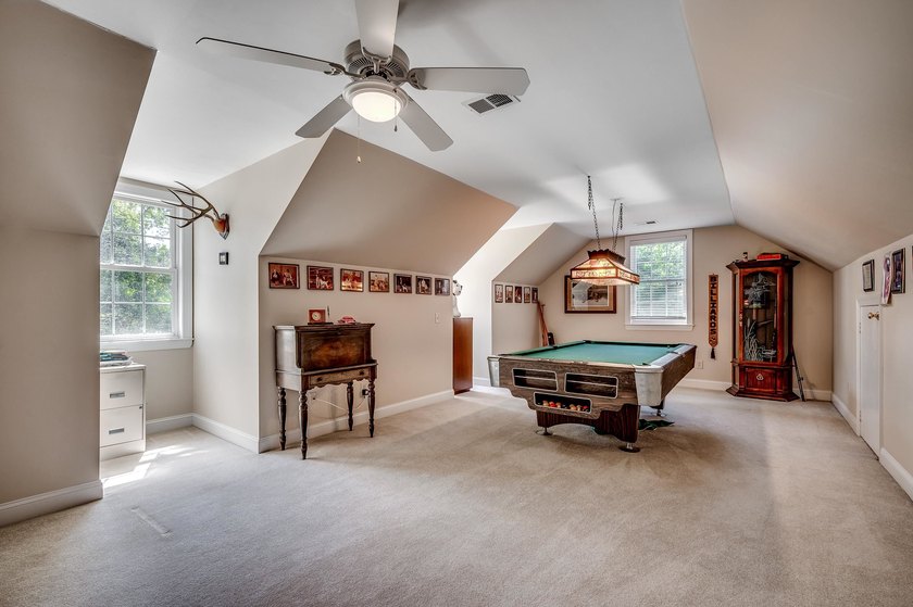 This custom built, full brick, 3 bed, 2.5 bath with bonus room - photo 31