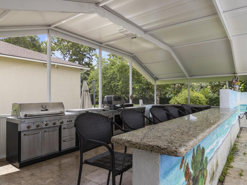 Discover this spacious single-family residence in Loxahatchee - photo 31