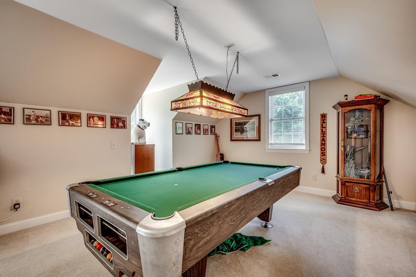 This custom built, full brick, 3 bed, 2.5 bath with bonus room - photo 32