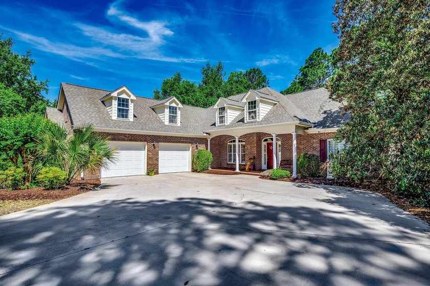 This custom built, full brick, 3 bed, 2.5 bath with bonus room - photo 41
