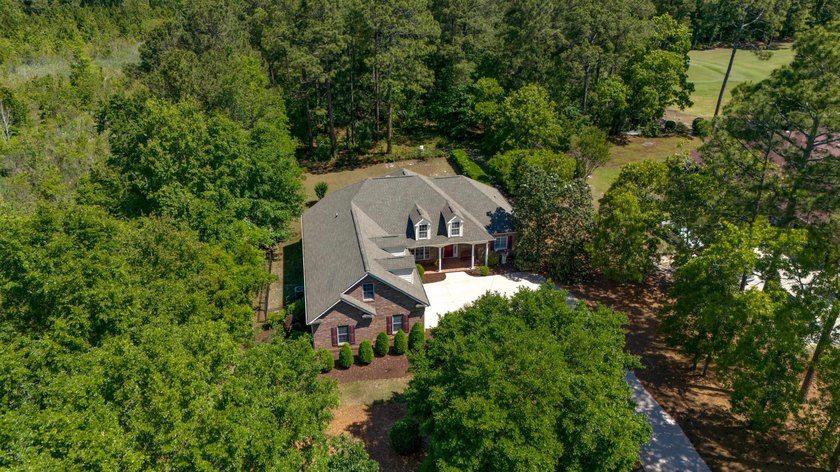 This custom built, full brick, 3 bed, 2.5 bath with bonus room - photo 44