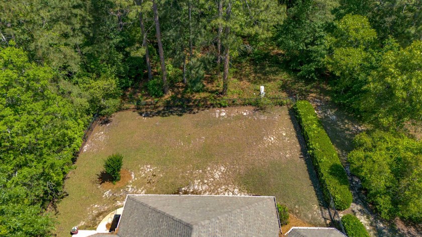 This custom built, full brick, 3 bed, 2.5 bath with bonus room - photo 46