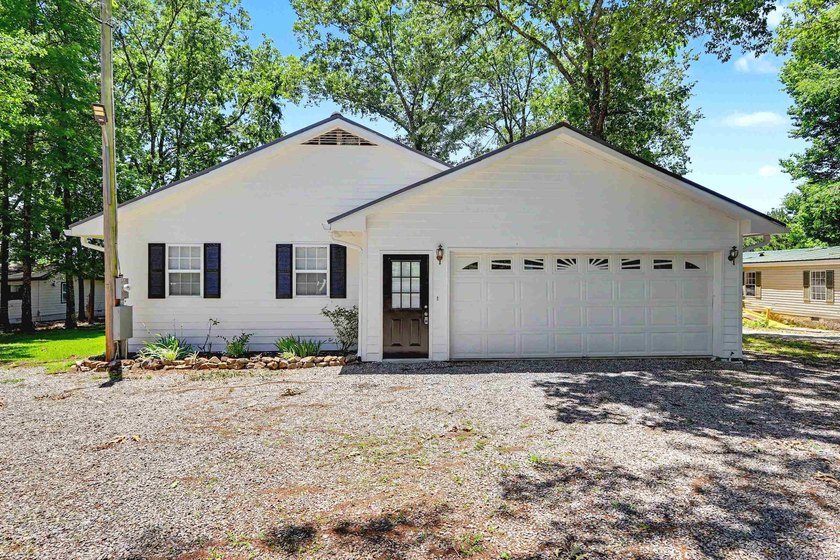 Unparalleled Lake Oconee Lakefront Opportunity with - photo 2