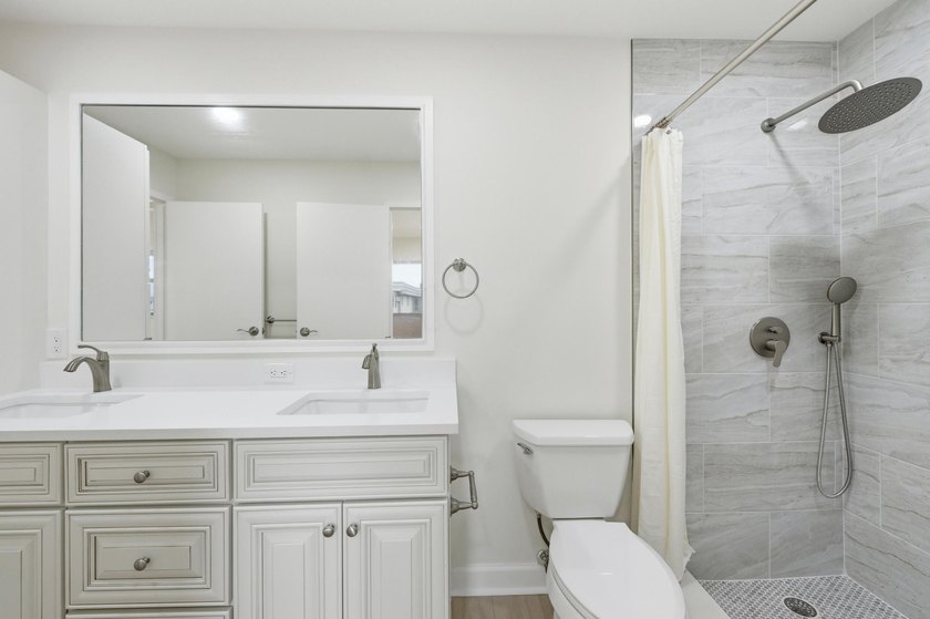 OWNER FINANCING WITH 6% DOWN Welcome to this impeccably updated - photo 19
