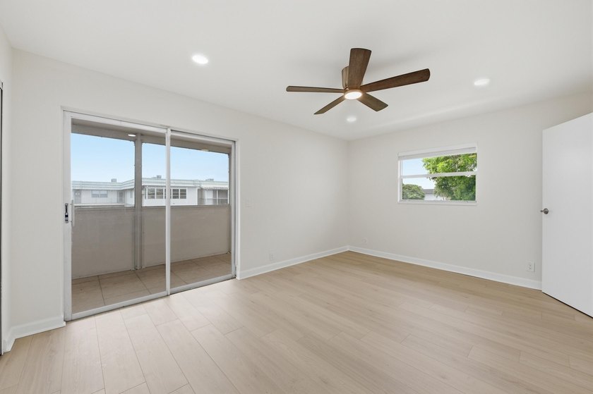 OWNER FINANCING WITH 6% DOWN Welcome to this impeccably updated - photo 21
