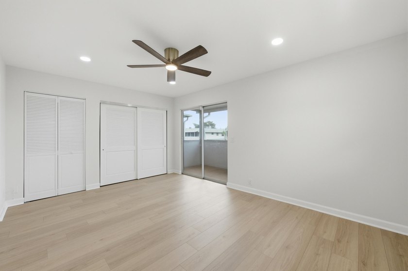 OWNER FINANCING WITH 6% DOWN Welcome to this impeccably updated - photo 24