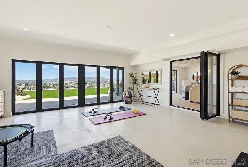 Commandingly perched in coveted Bay Park, this extraordinary - photo 36