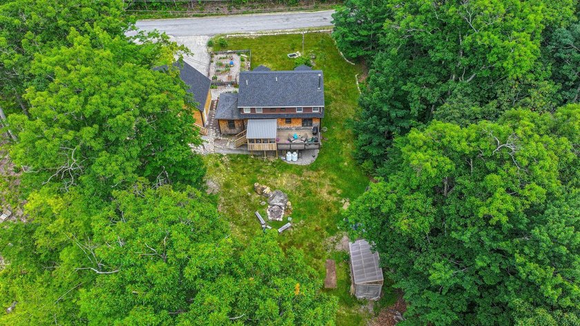 *Open House Sunday 7/12 11am-1pm* Welcome home to this - photo 7