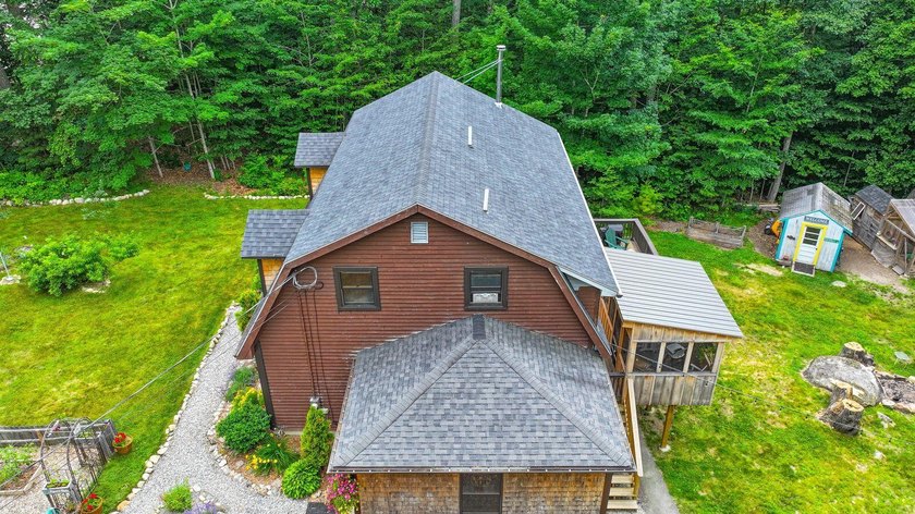 *Open House Sunday 7/12 11am-1pm* Welcome home to this - photo 9