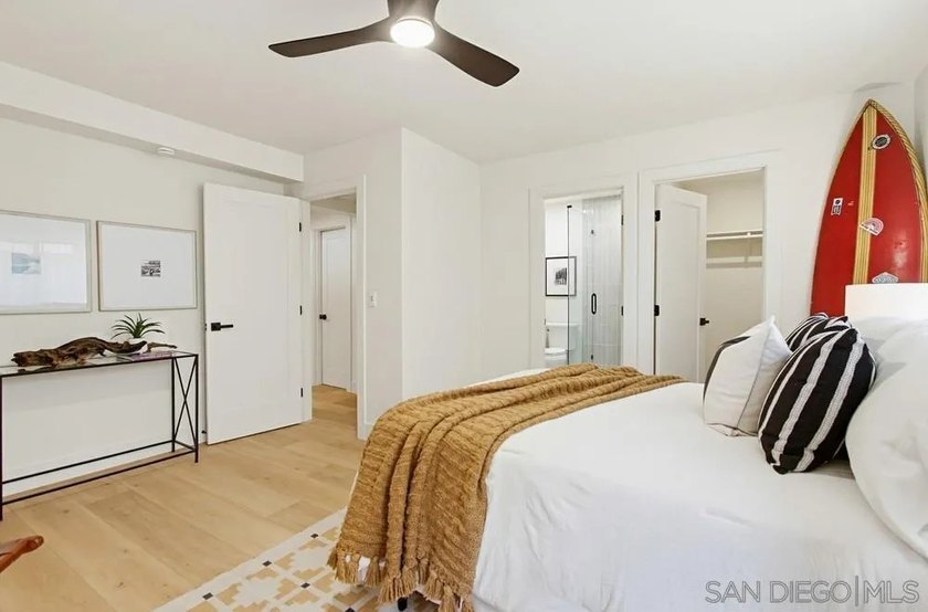 Commandingly perched in coveted Bay Park, this extraordinary - photo 46