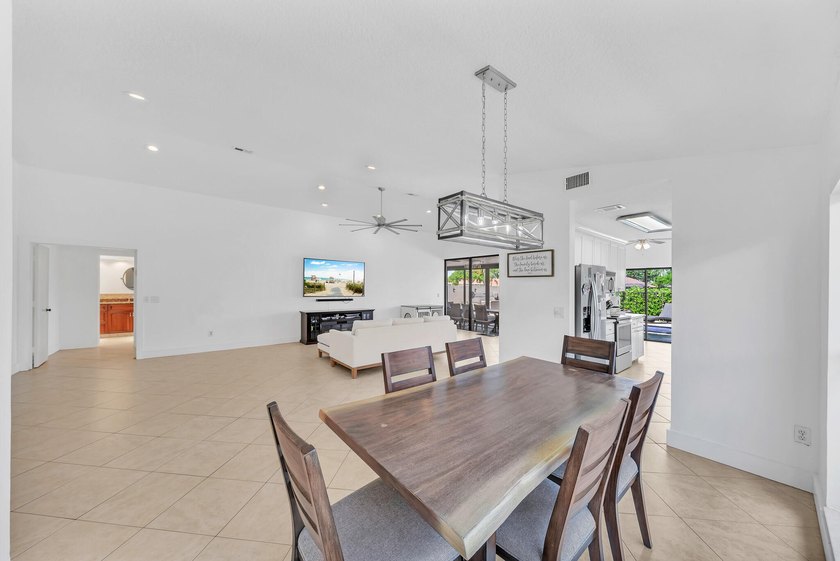 Welcome to 10255 Sunset Bend Drive, Boca Raton, FL 33428 -- - photo 19