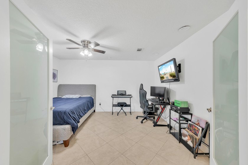 Welcome to 10255 Sunset Bend Drive, Boca Raton, FL 33428 -- - photo 35