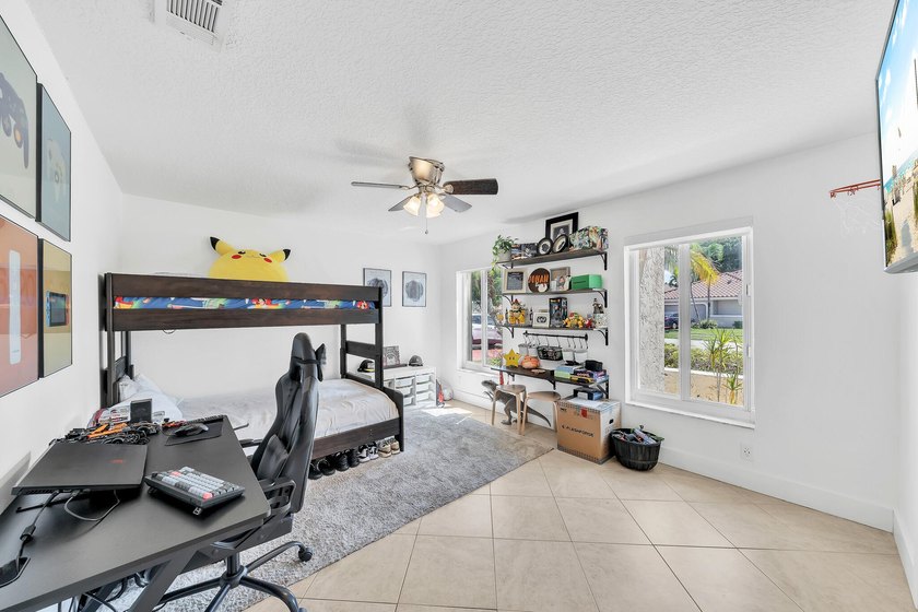 Welcome to 10255 Sunset Bend Drive, Boca Raton, FL 33428 -- - photo 45