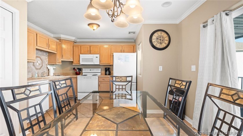 Welcome to your perfect lake escape at Compass Pointe in the - photo 15