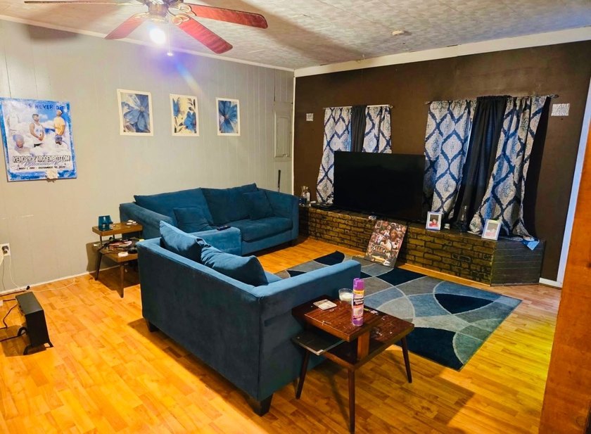 ATTENTION INVESTORS! Three-unit apartment setup with a 30x30 - photo 5