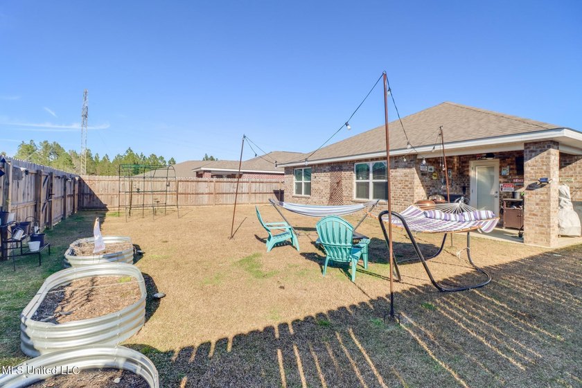 New price! Unlike new builds, this home is truly move-in ready - photo 17