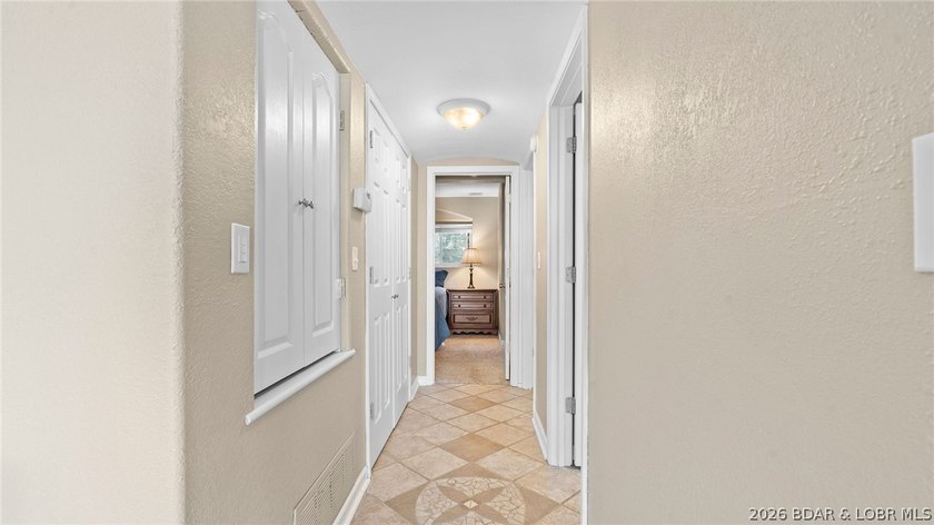 Welcome to your perfect lake escape at Compass Pointe in the - photo 23