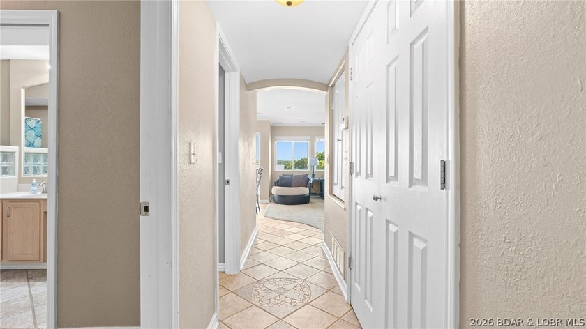 Welcome to your perfect lake escape at Compass Pointe in the - photo 25
