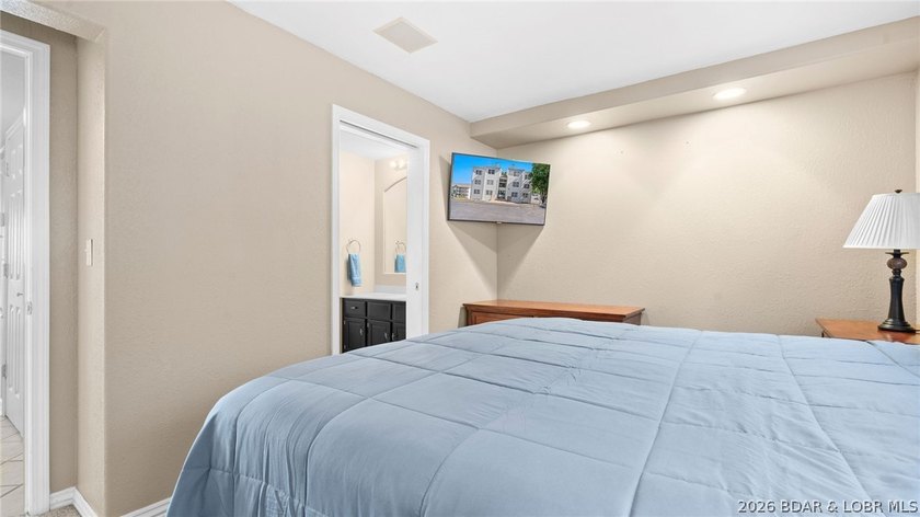 Welcome to your perfect lake escape at Compass Pointe in the - photo 29