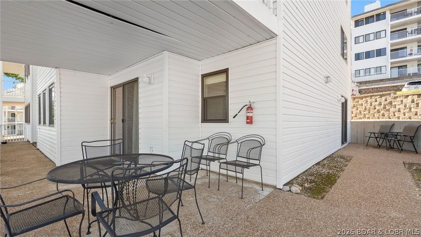 Welcome to your perfect lake escape at Compass Pointe in the - photo 43