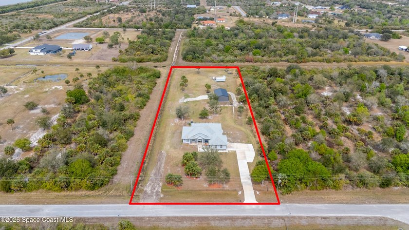 Nestled within the sought-after Deer Run community, this - photo 4